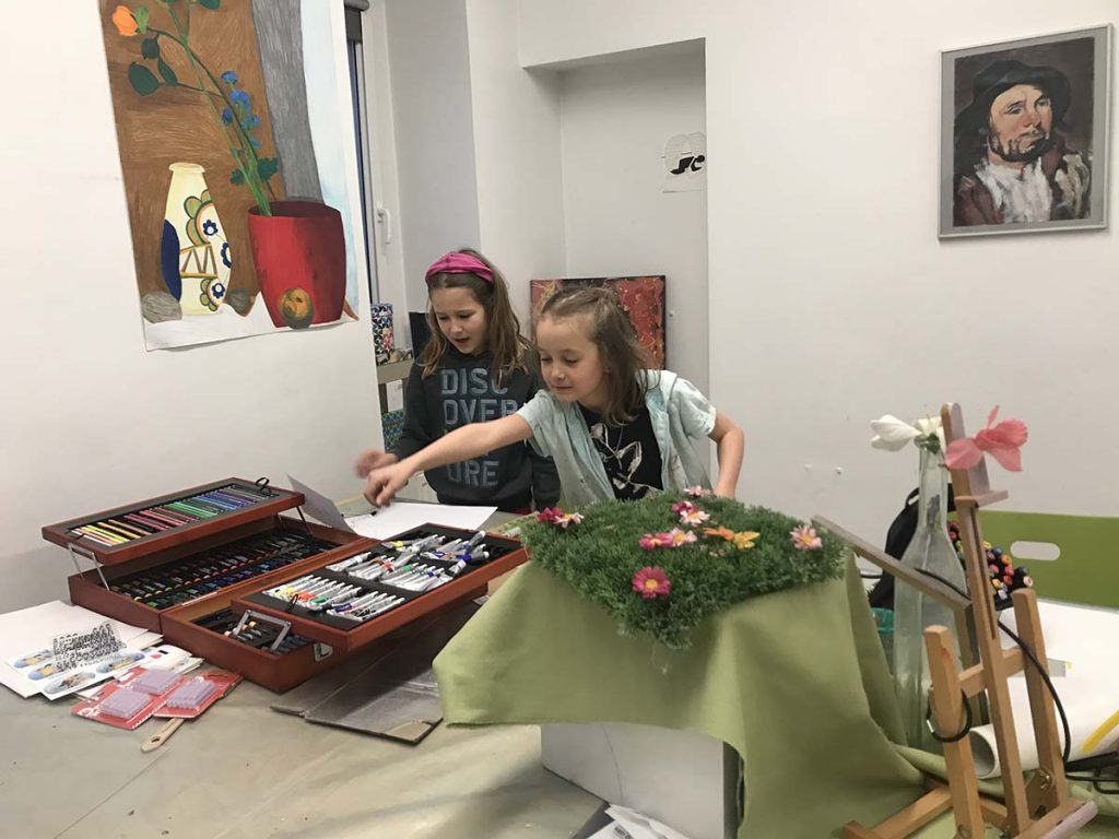 Pracownia rysunku i malarstwa dla dzieci w sowa-edu