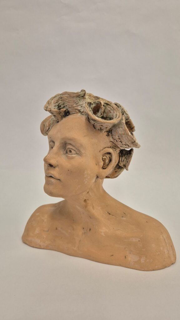 Rzeźba - popiersie kobiety