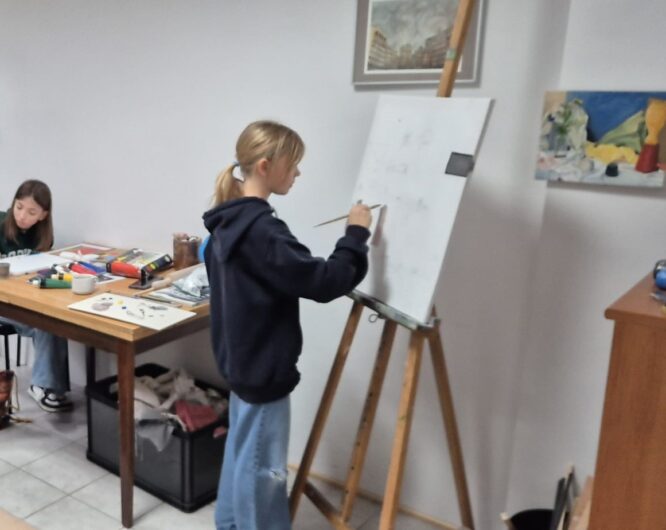Kurs rysunku i malarstwa dla dzieci w sowa-edu