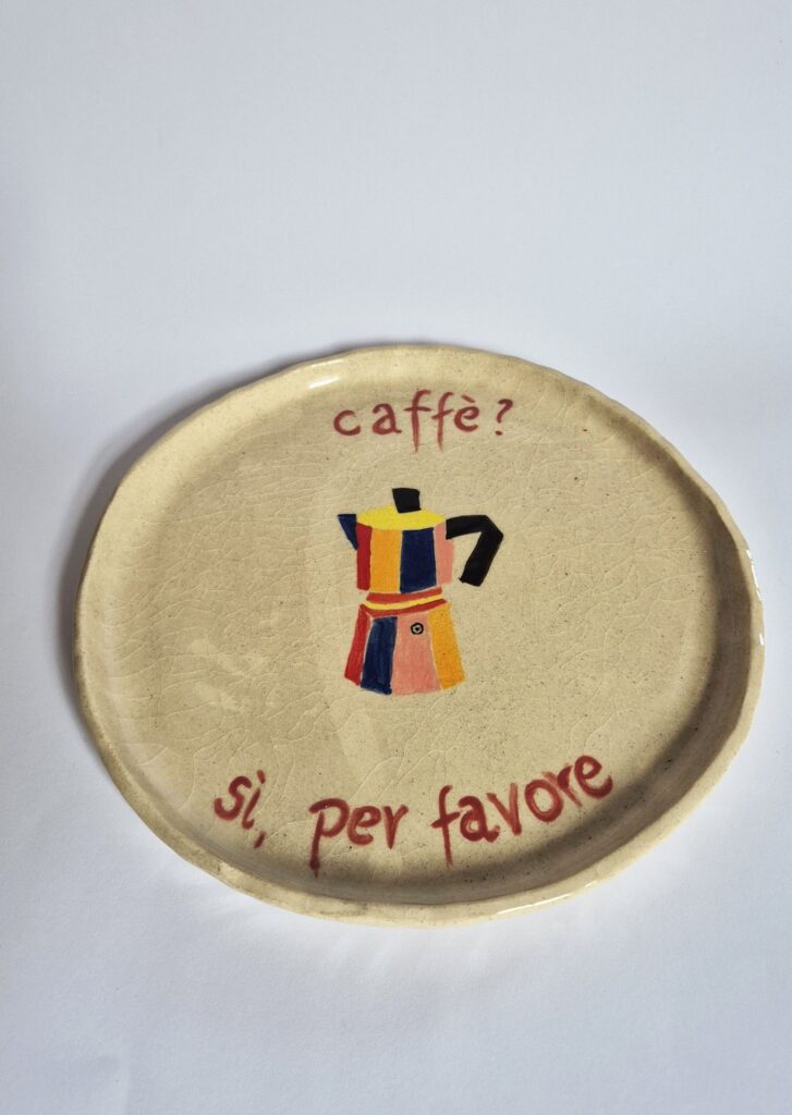 Talerzyk wykonany na zajęciach ceramiki w sowa-edu