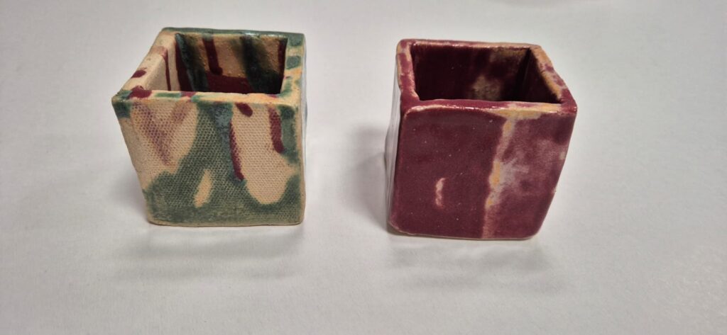 wazony wykonane na zajęciach ceramiki w sowa-edu