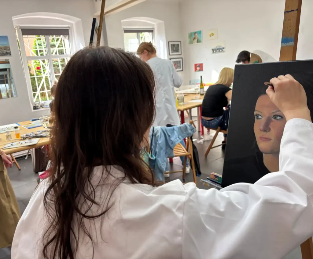 Pracownia rysunku i malarstwa w sowa-edu