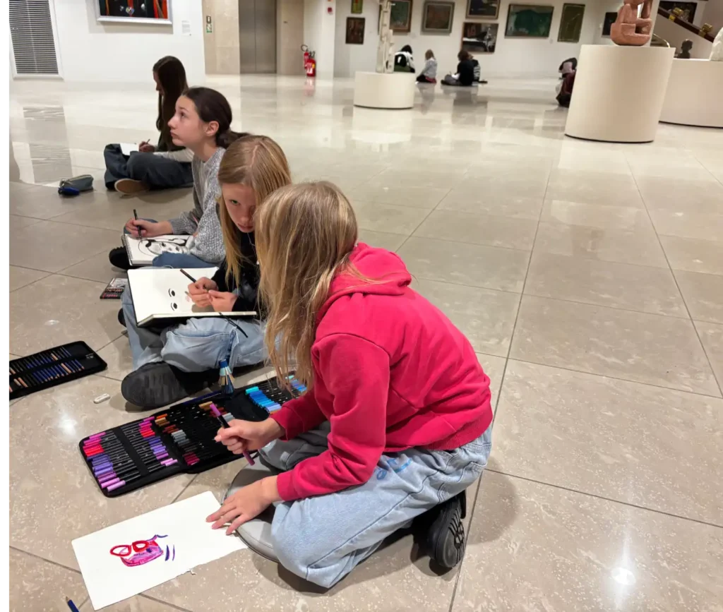 Zajęcia rysunku i malarstwa dla dzieci w sowa-edu