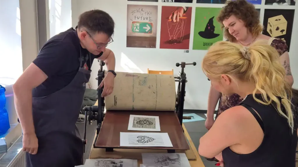 Grafika Artystyczna - warsztatowa w sowa-edu