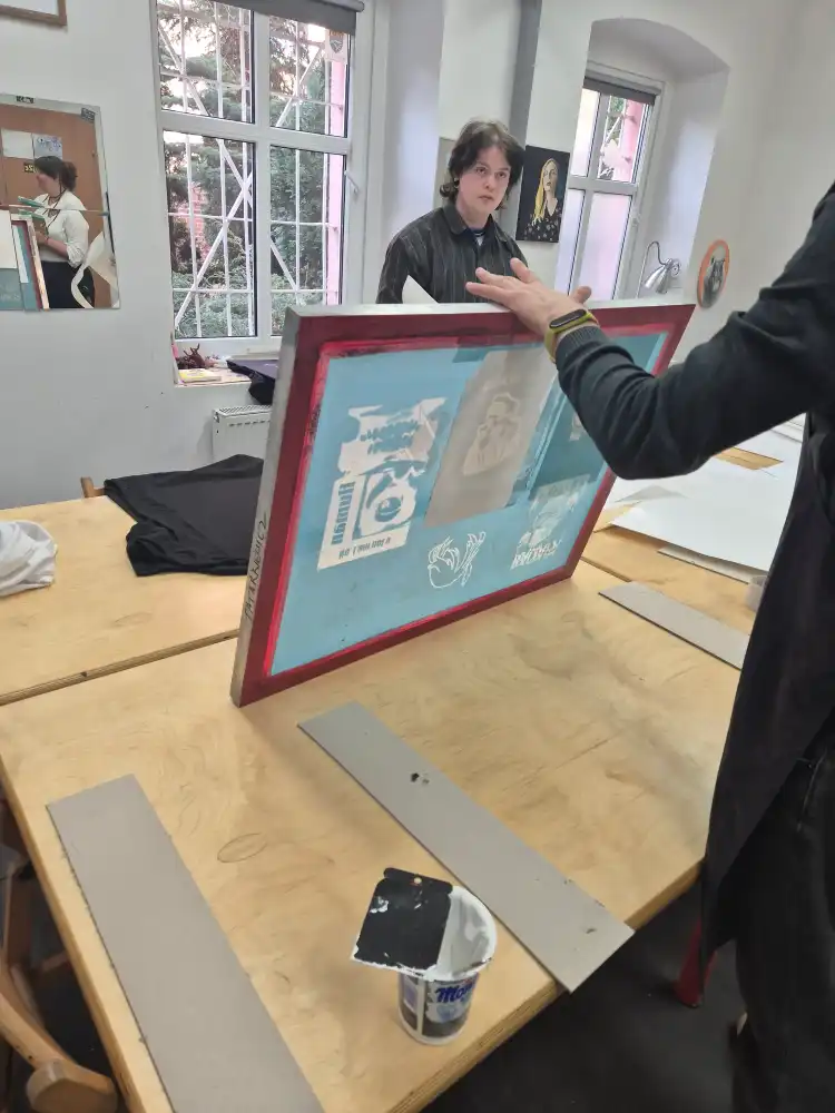 Grafika warsztatowa - artystyczna w szkole sowa-edu